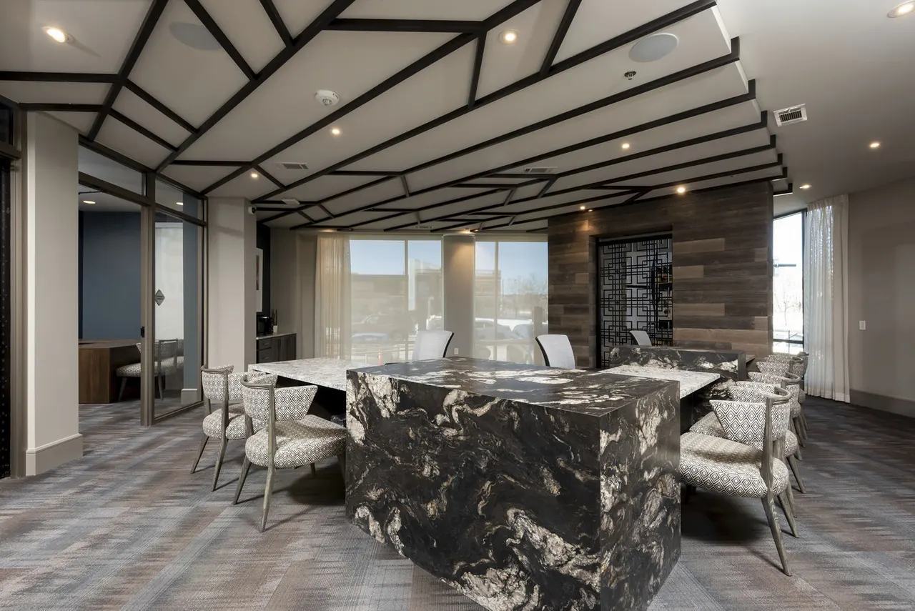 Luxe At Mile High