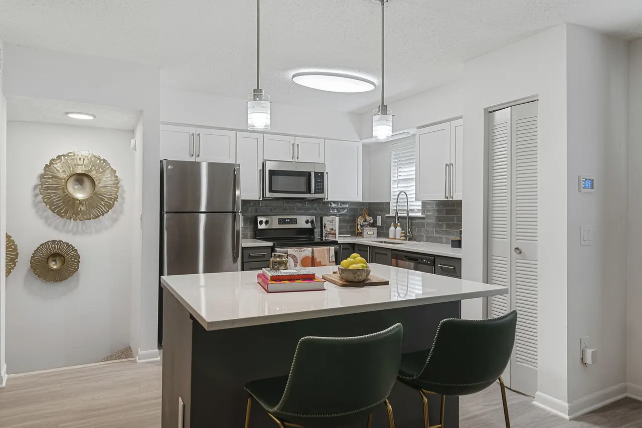 Bellevue Heights Apartments