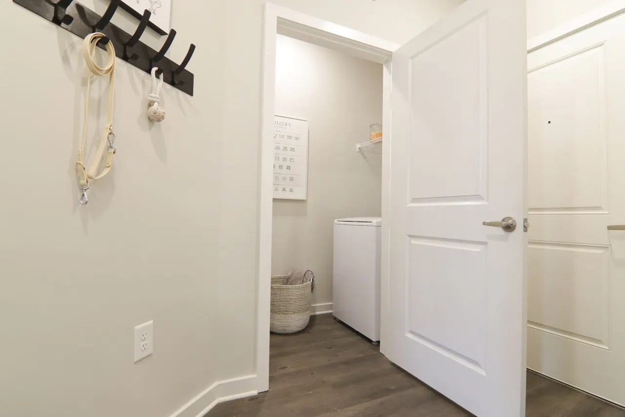 The Ravelle at Ridgeview Apartments