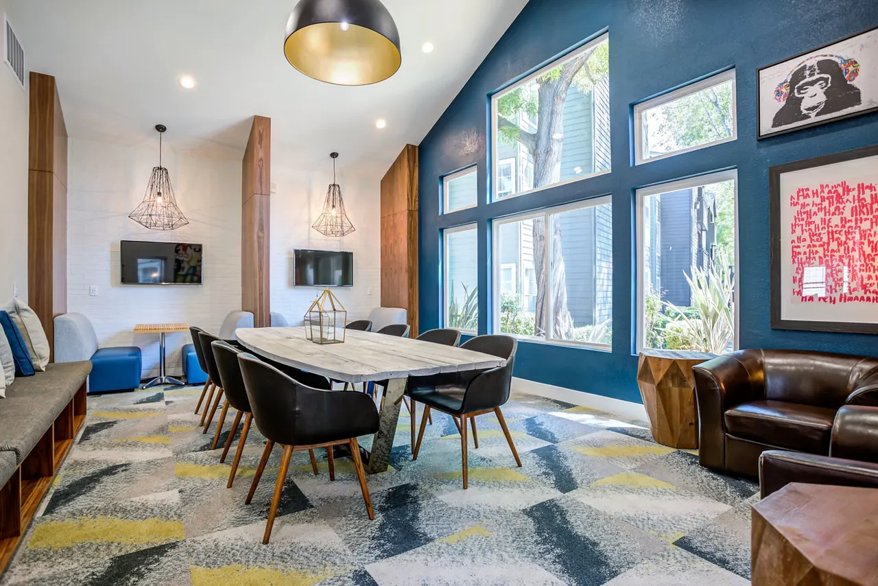 Avana Sunnyvale Apartments
