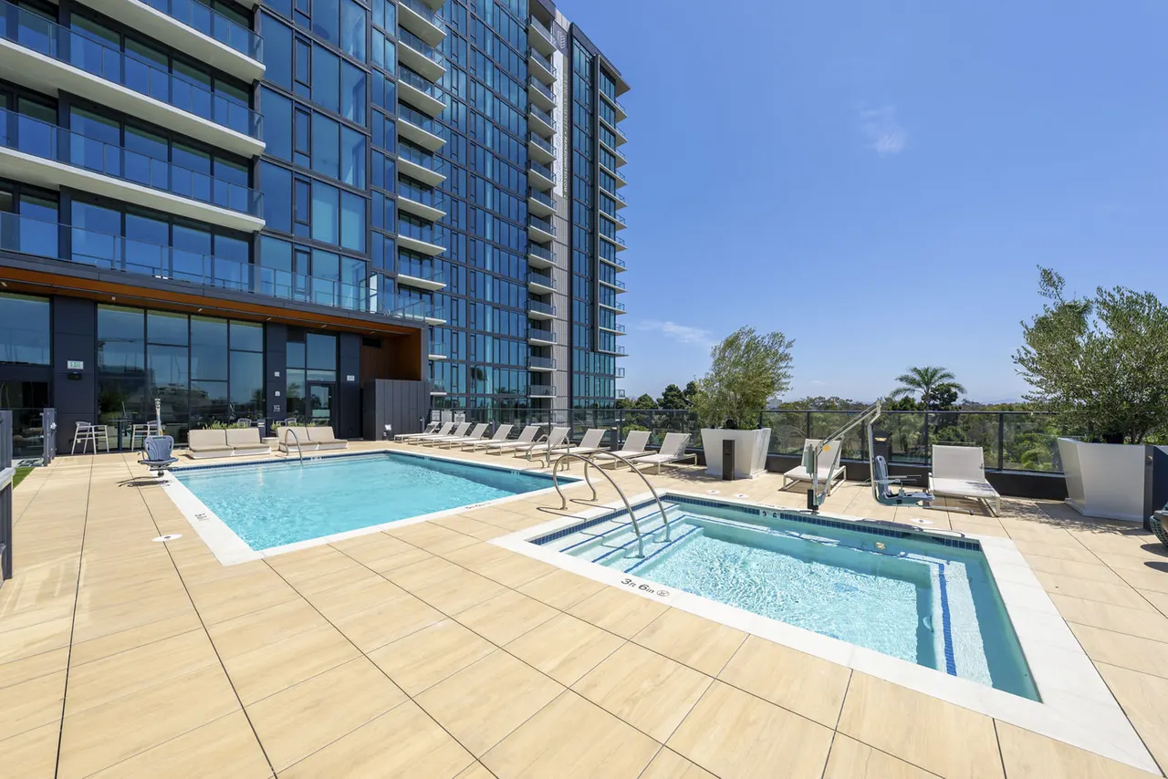 Park Summit Apartments