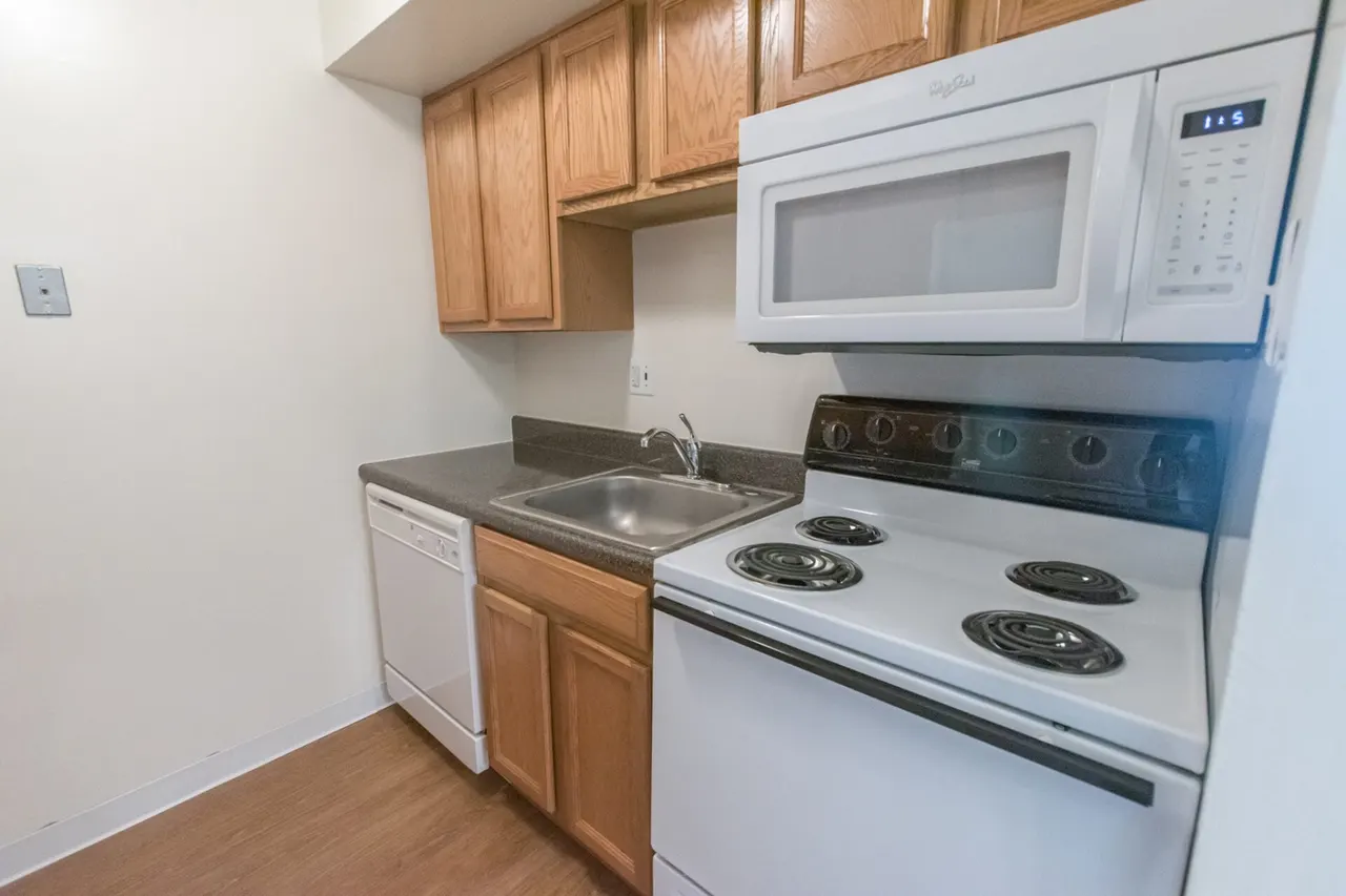 Caln East Apartments