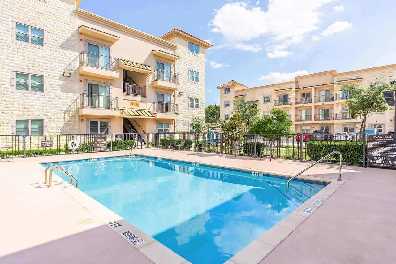 Richland Park Apartments