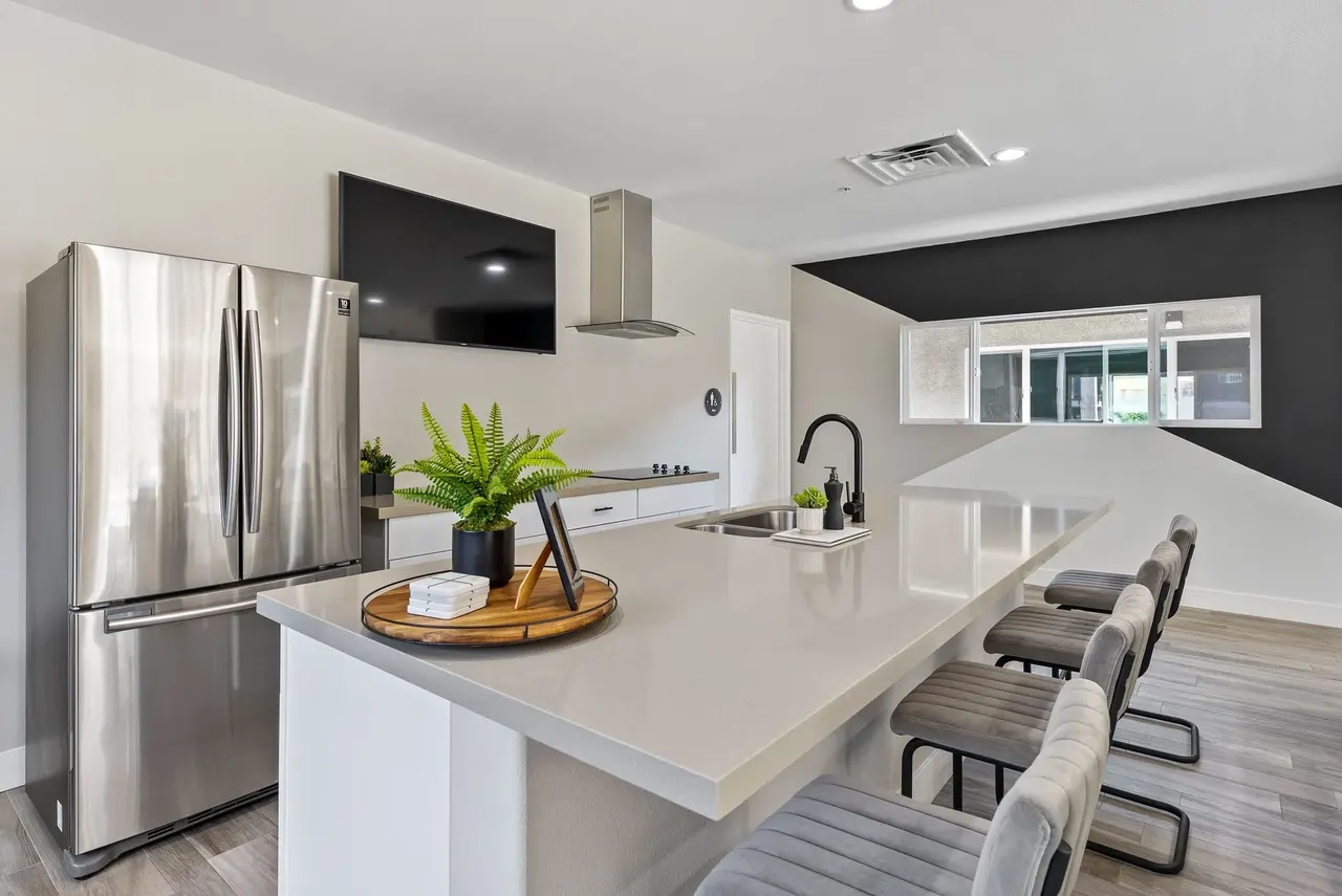 The James Apartment Homes