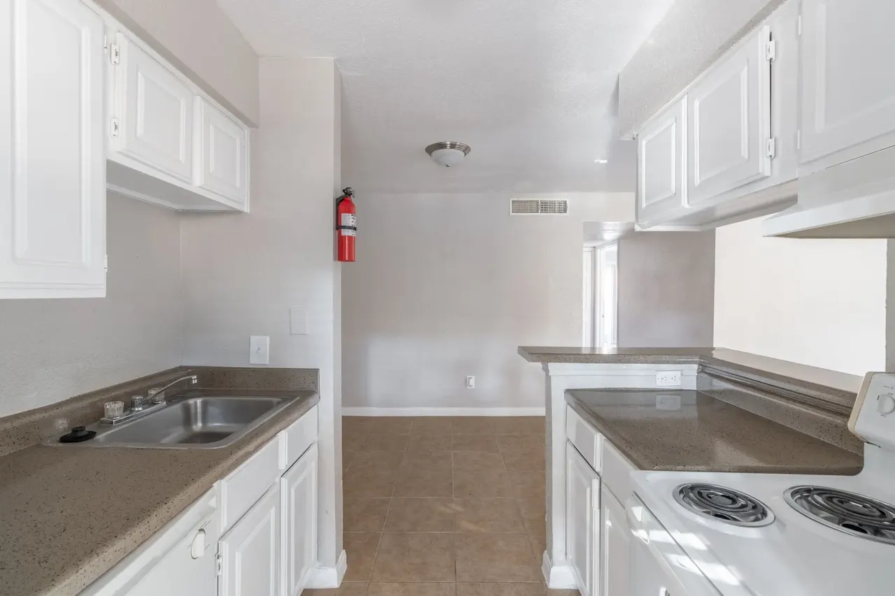 Rockridge Station Apartments