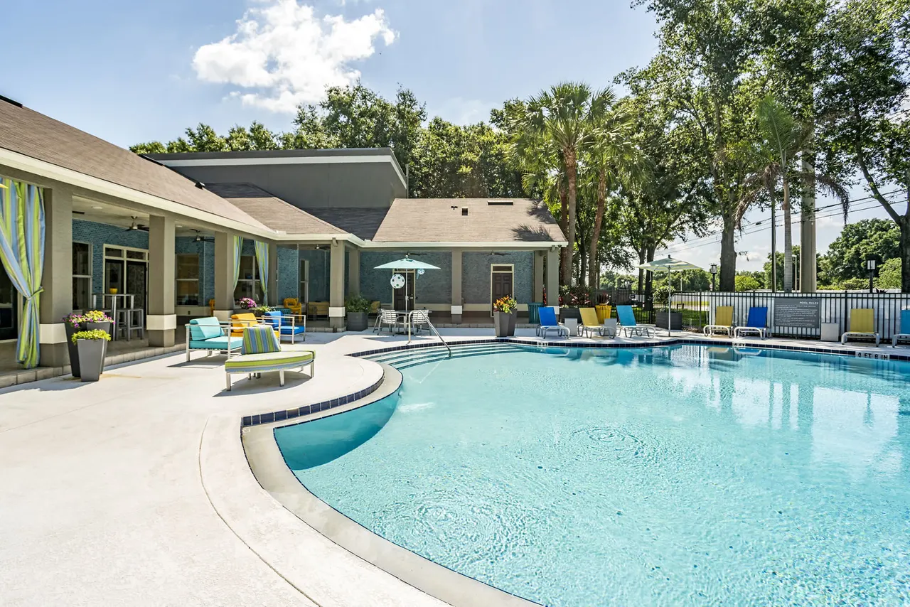 Silver Cove Apartments