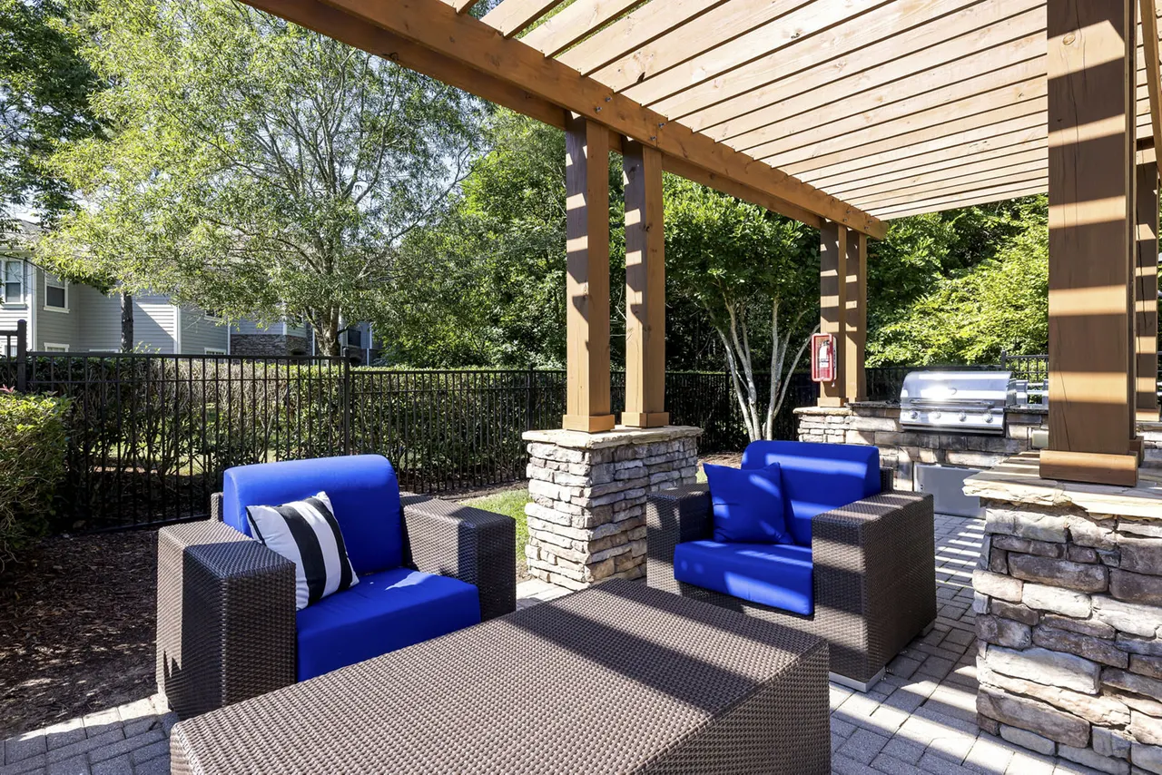 Encore at the Park Apartments
