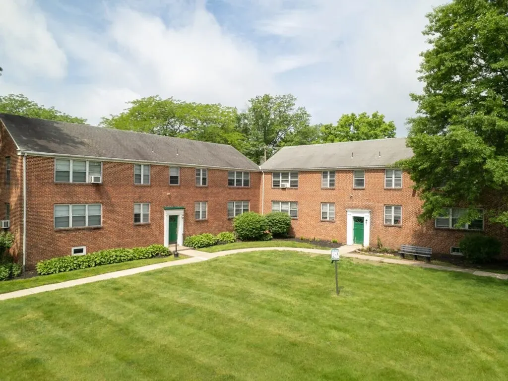 Riverview Crossings Apartments