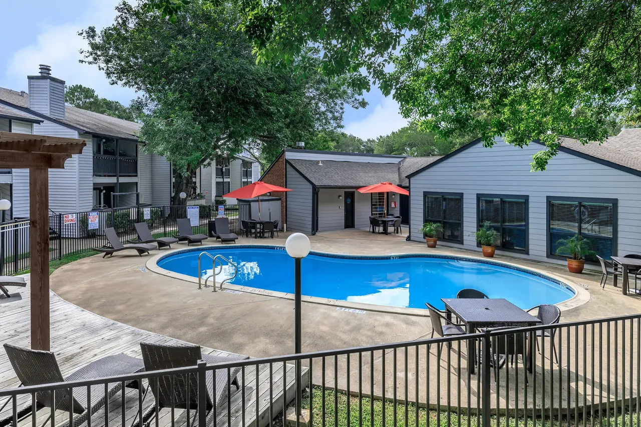 Hillcrest Village