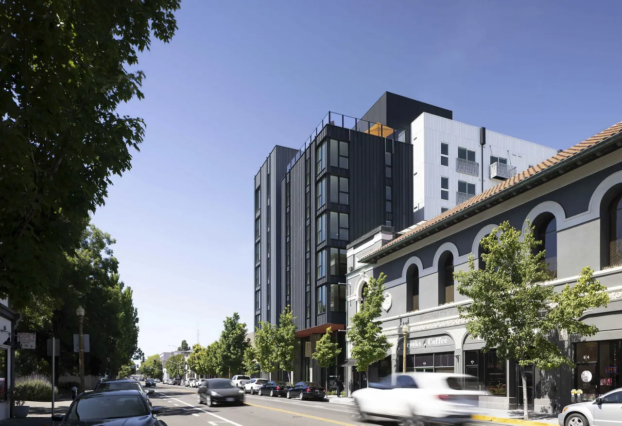 Humboldt Apartments