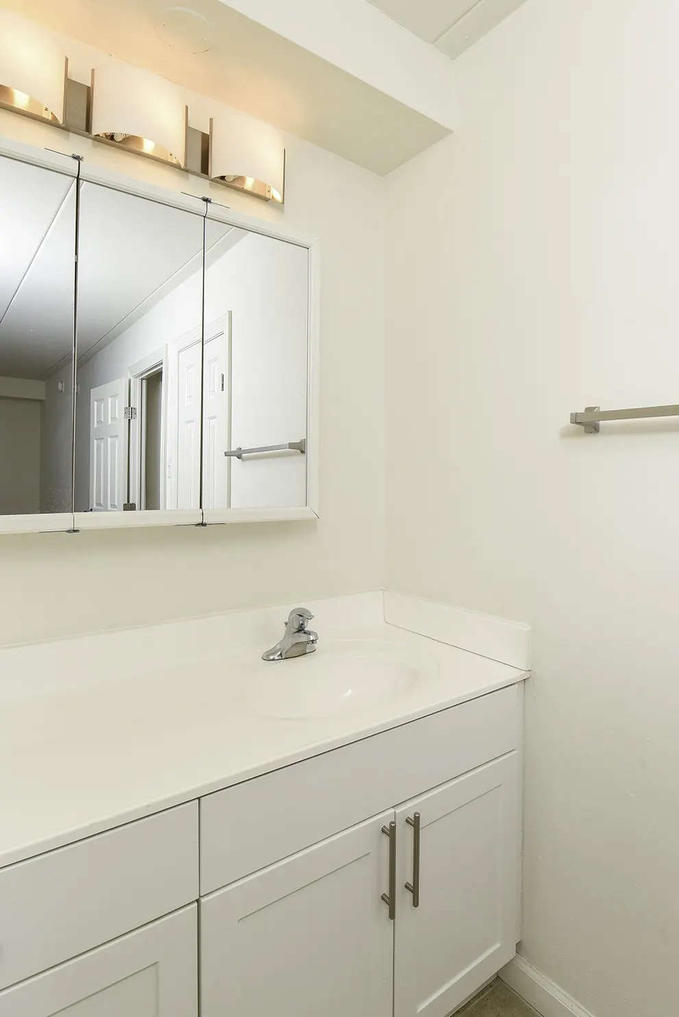 Hillcrest Apartments