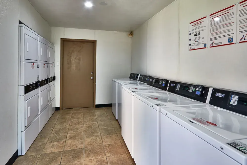 Rochelle Plaza Apartments