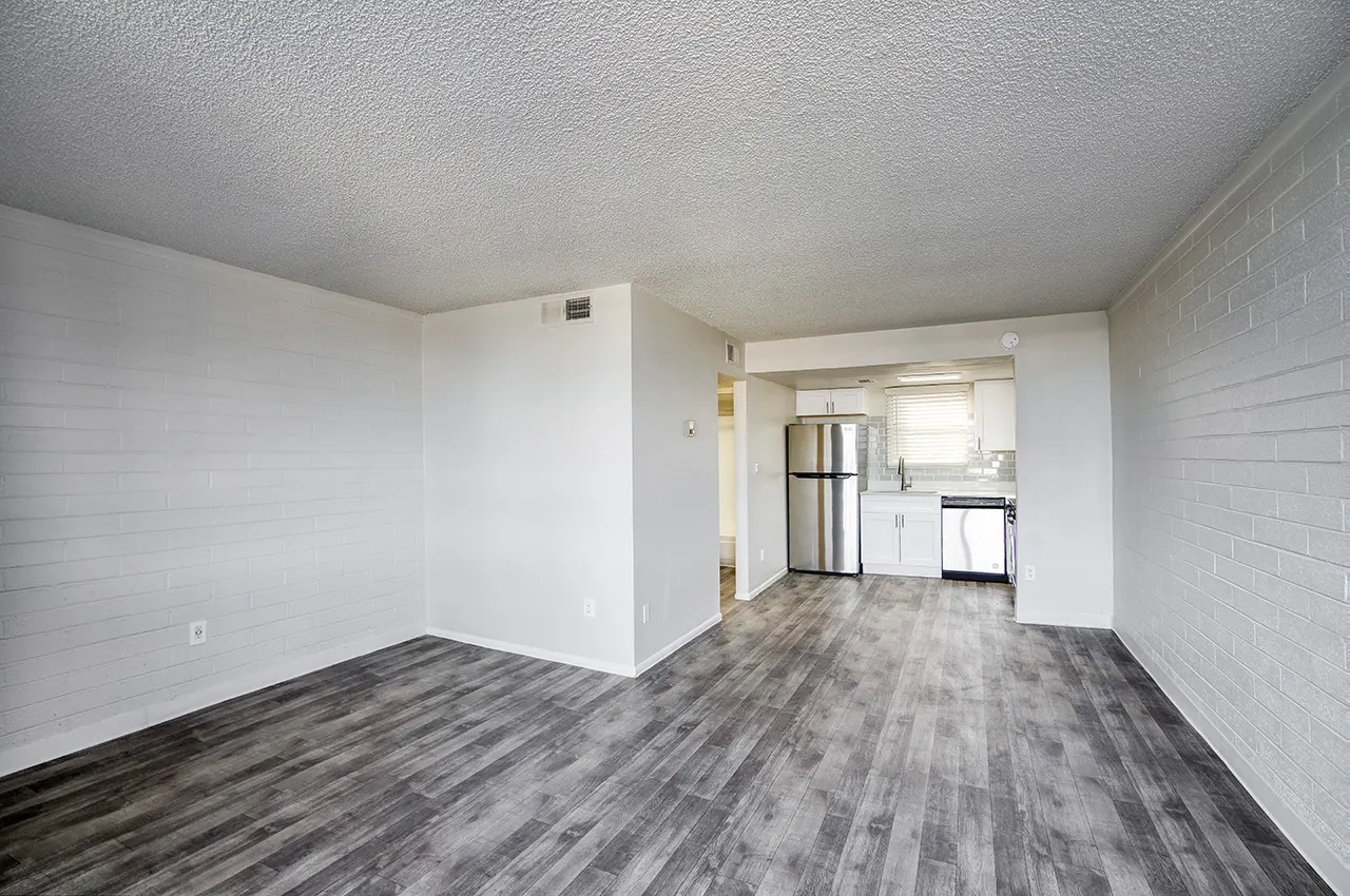 Mark at 87 Apartments
