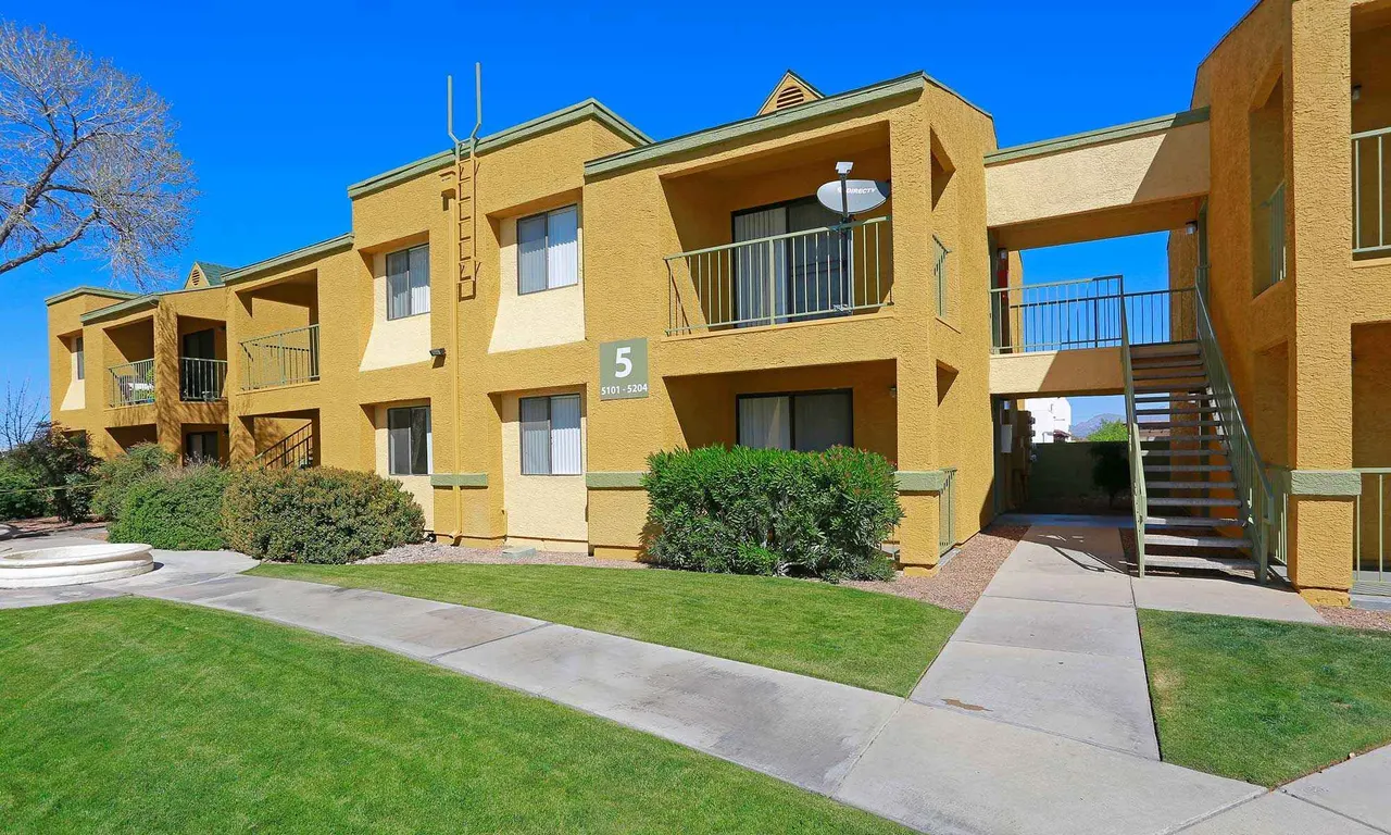 Silverado Apartments