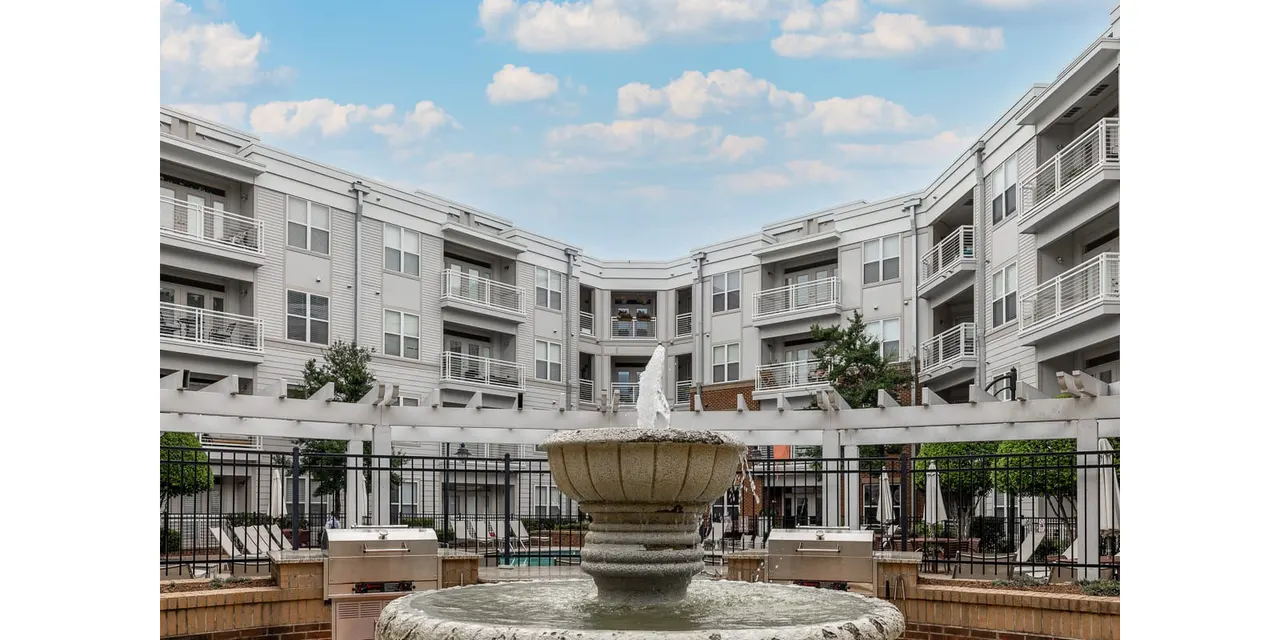 Oberlin Court Apartments