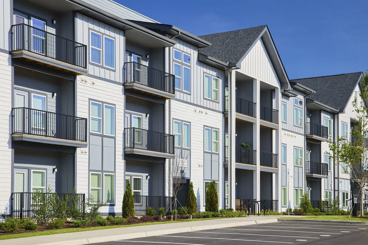 Solis North Creek Apartments