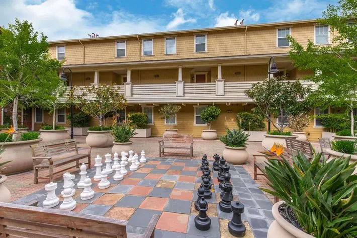 Oak Walk Apartments
