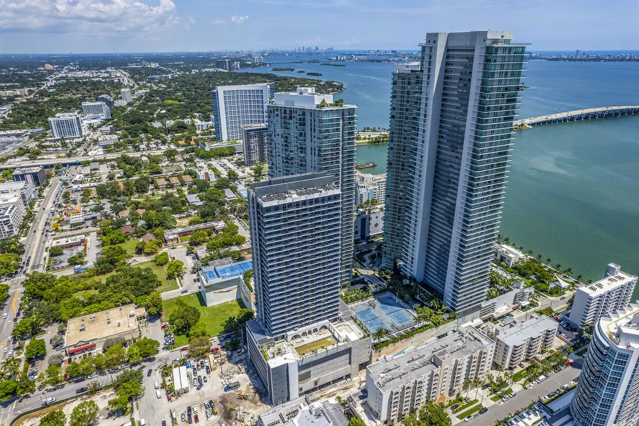 Metro Edgewater