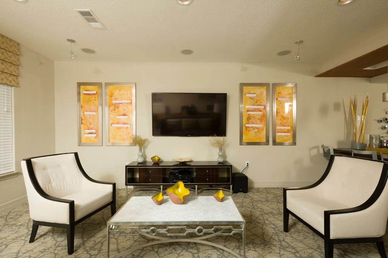 Deerwood Apartments