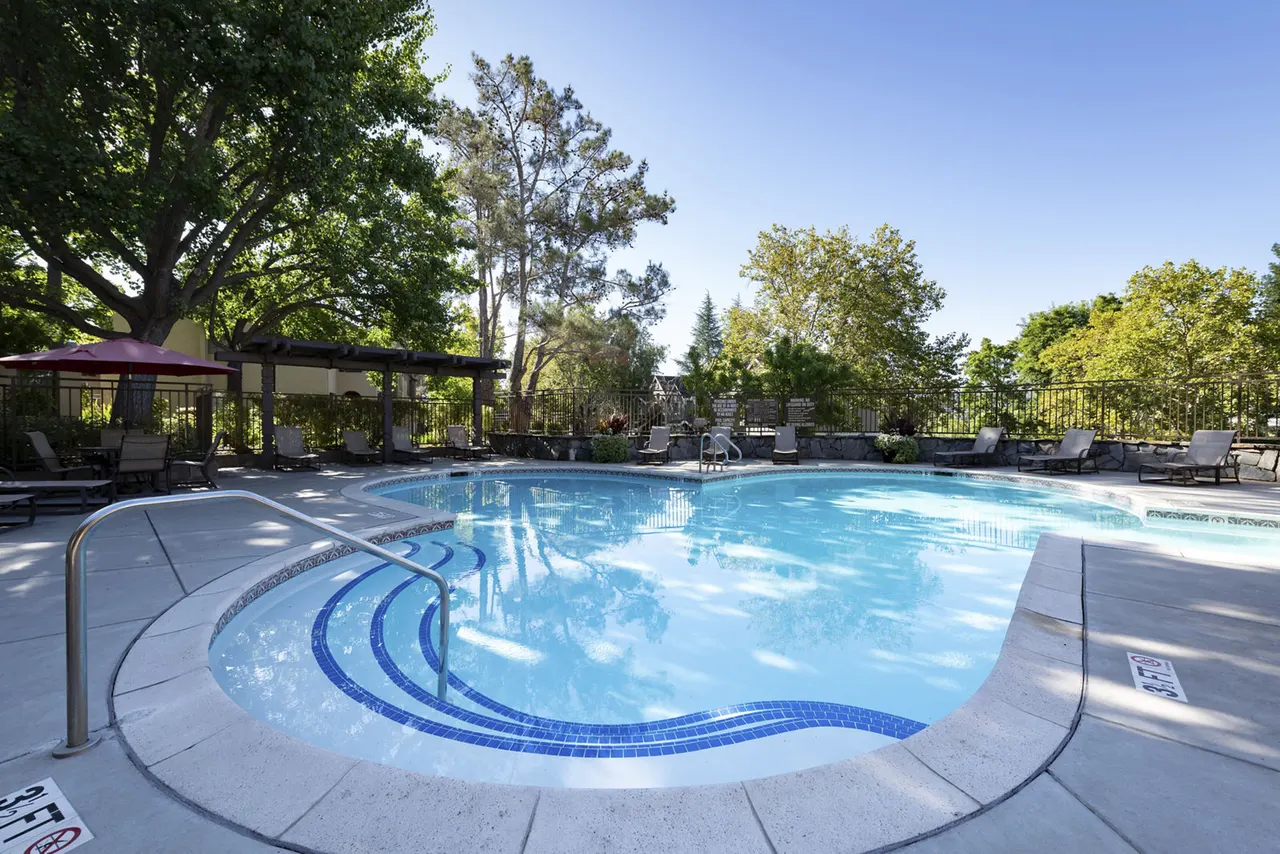 Canyon Woods Apartments