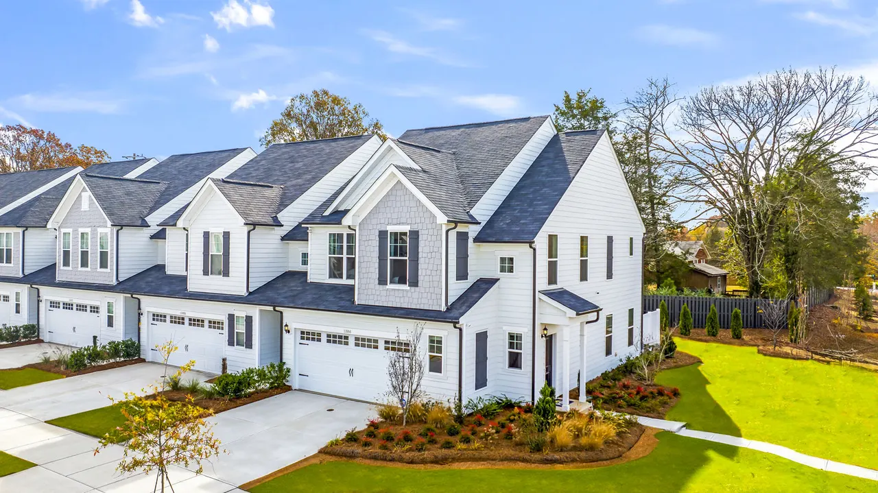 Wayford at Pringle Towns Townhomes