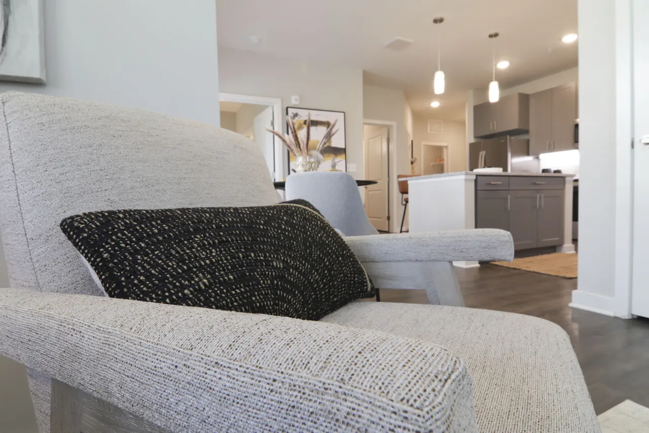 The Ravelle at Ridgeview Apartments