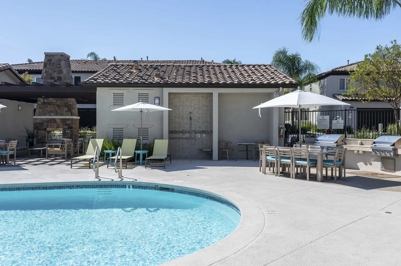 Townhomes at Lost Canyon Apartments