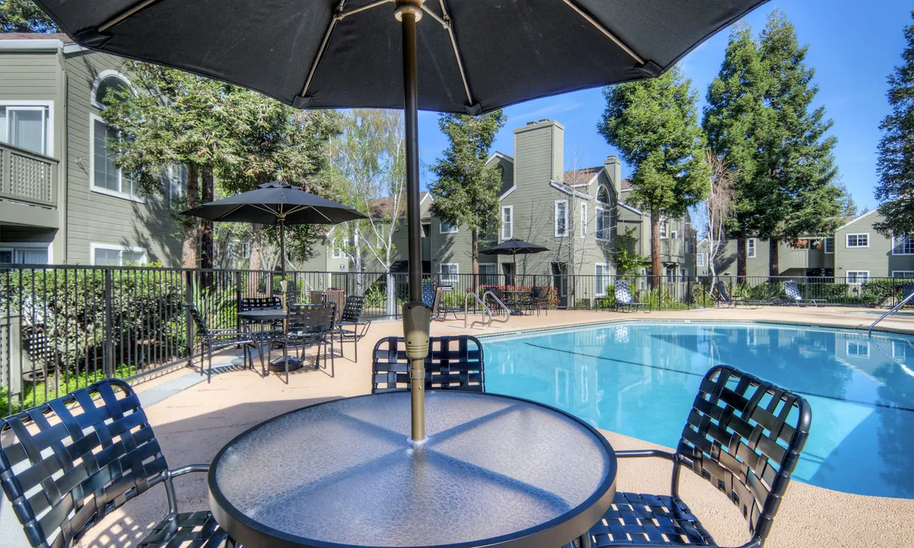 Wood Creek Apartments