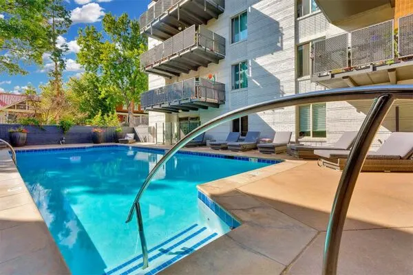 950 Lafayette Apartments