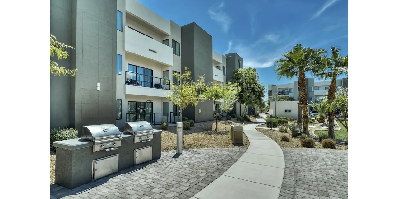 Seven Luxury Apartments