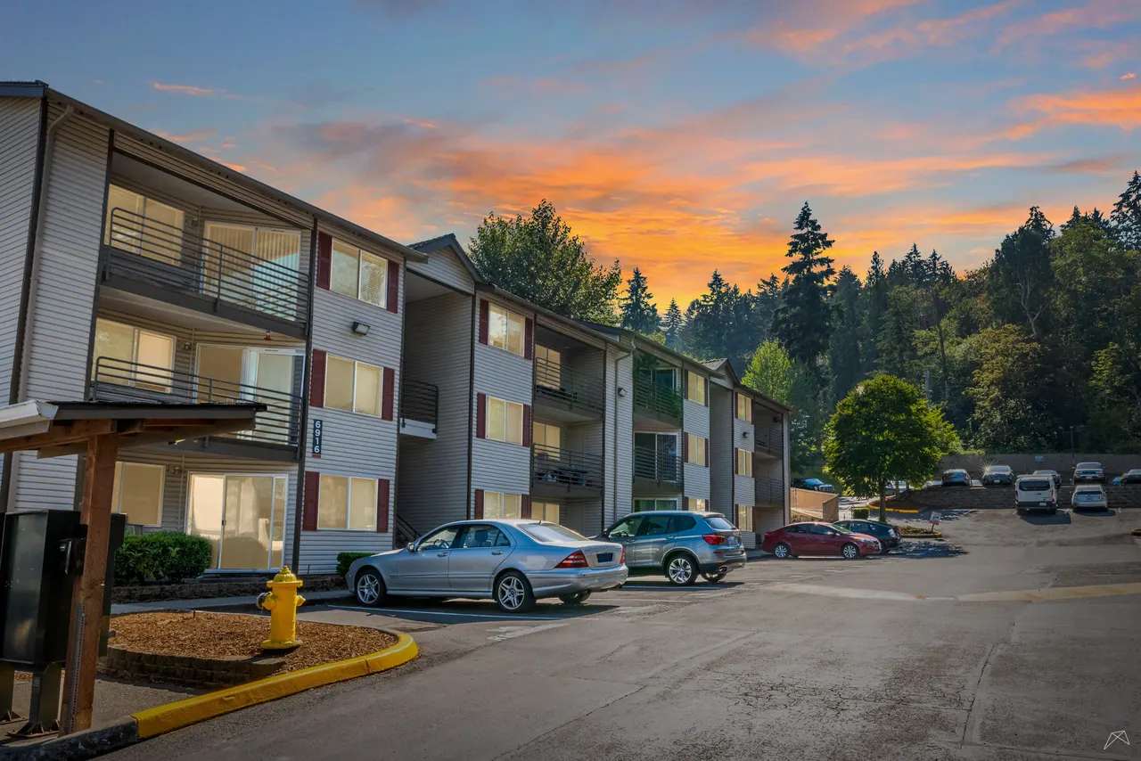 Sitka Heights Apartments