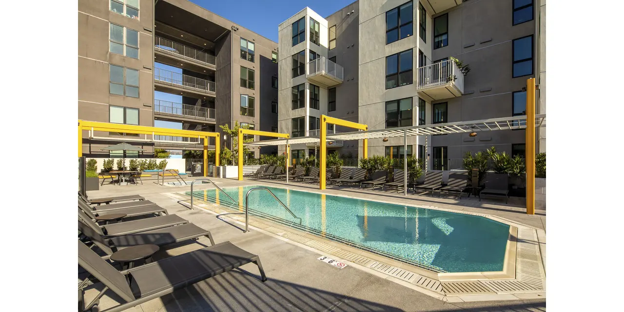 Llewellyn Apartments