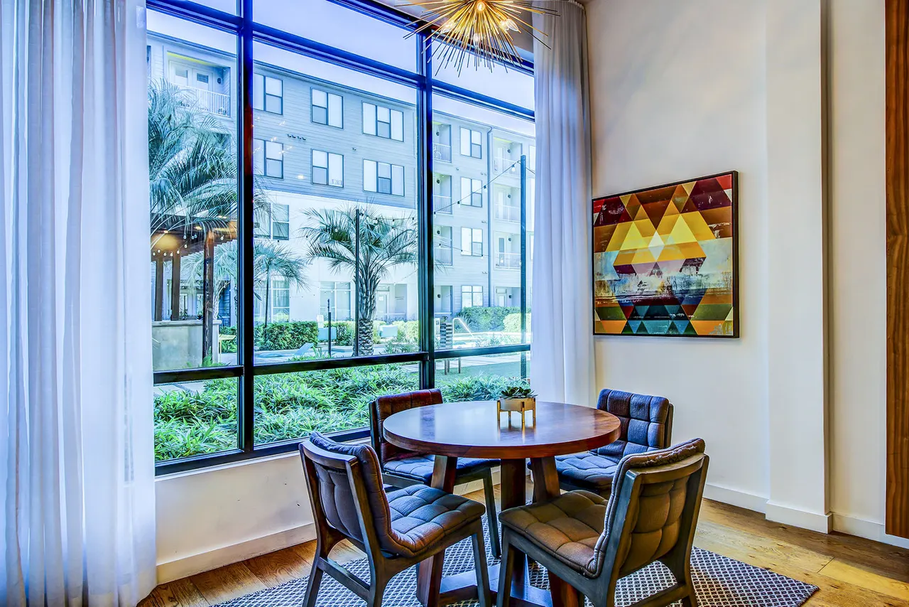Elan East Apartments