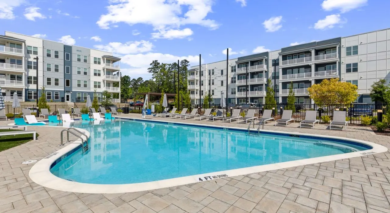 The Mallory Luxury Apartments