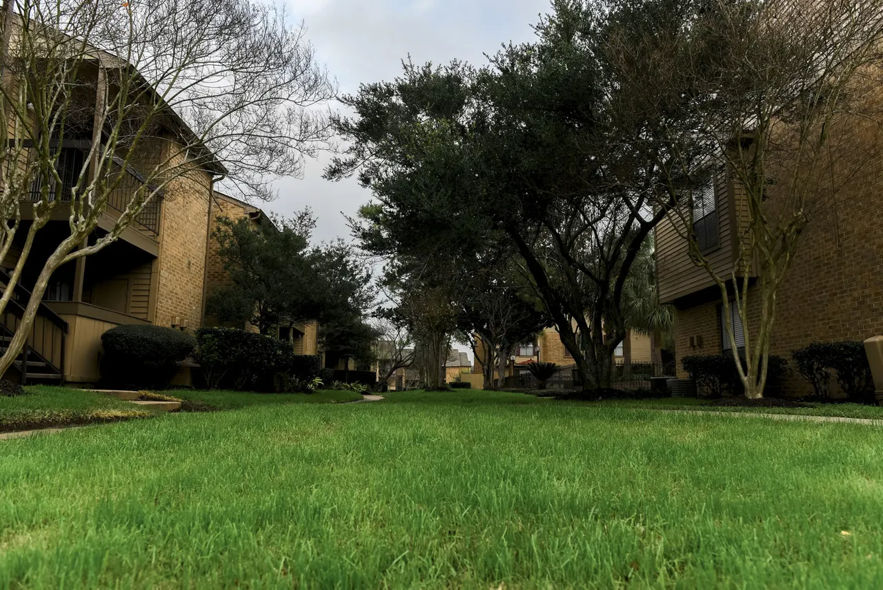 Westborough Crossing Apartments