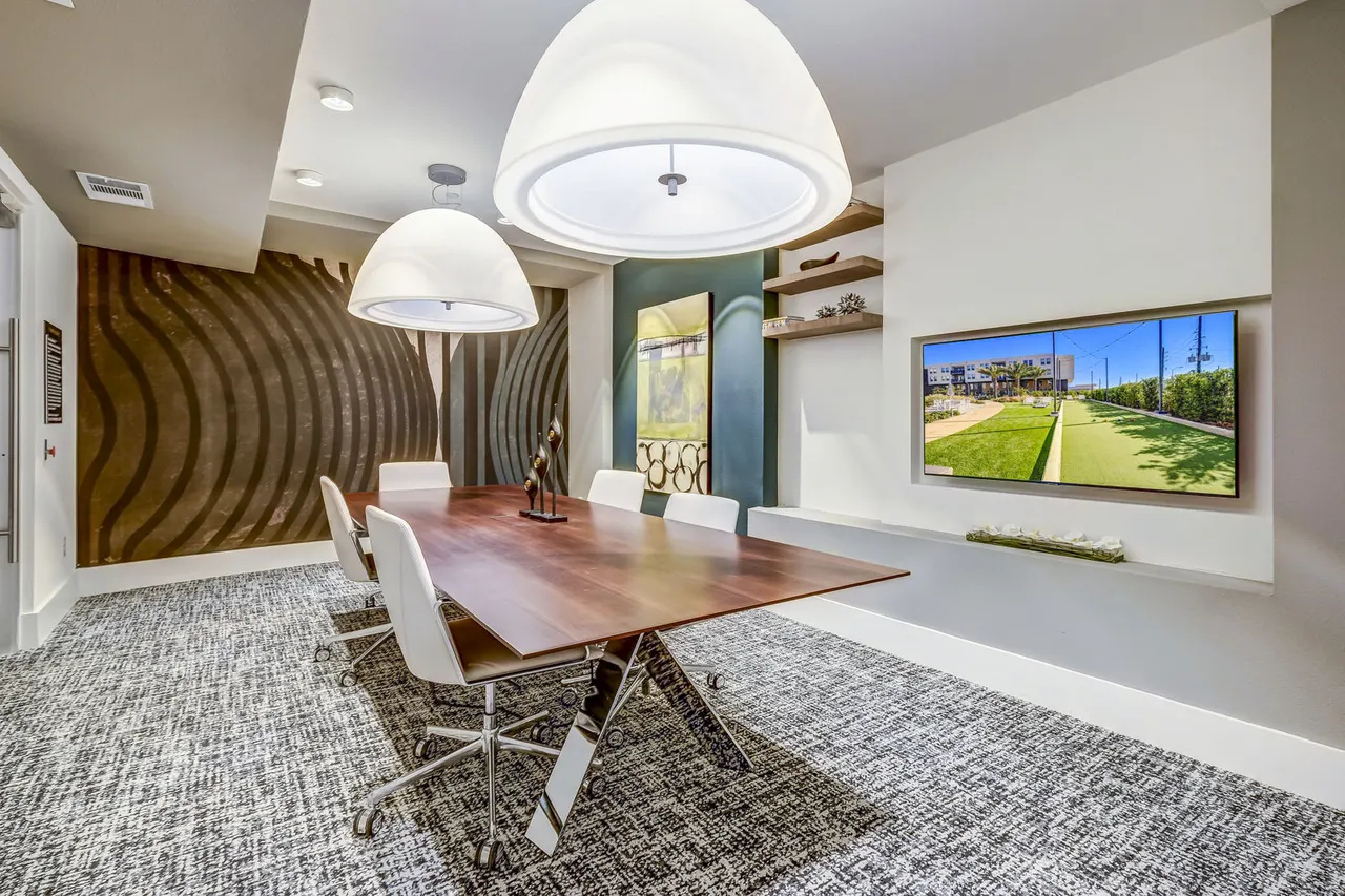 Encore Motif at Grand Crossing