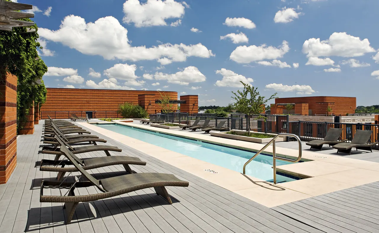 The Washington Intern Housing Network