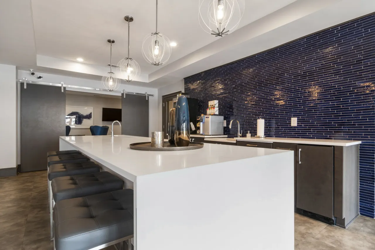 Oberlin Court Apartments