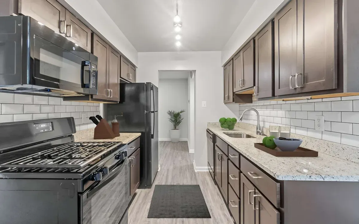 Montgomery Club Apartments