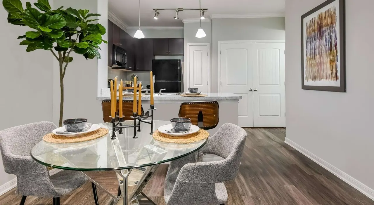Yorktown Crossing Apartments