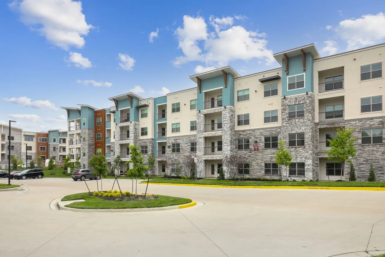 Cendana Olathe Apartments
