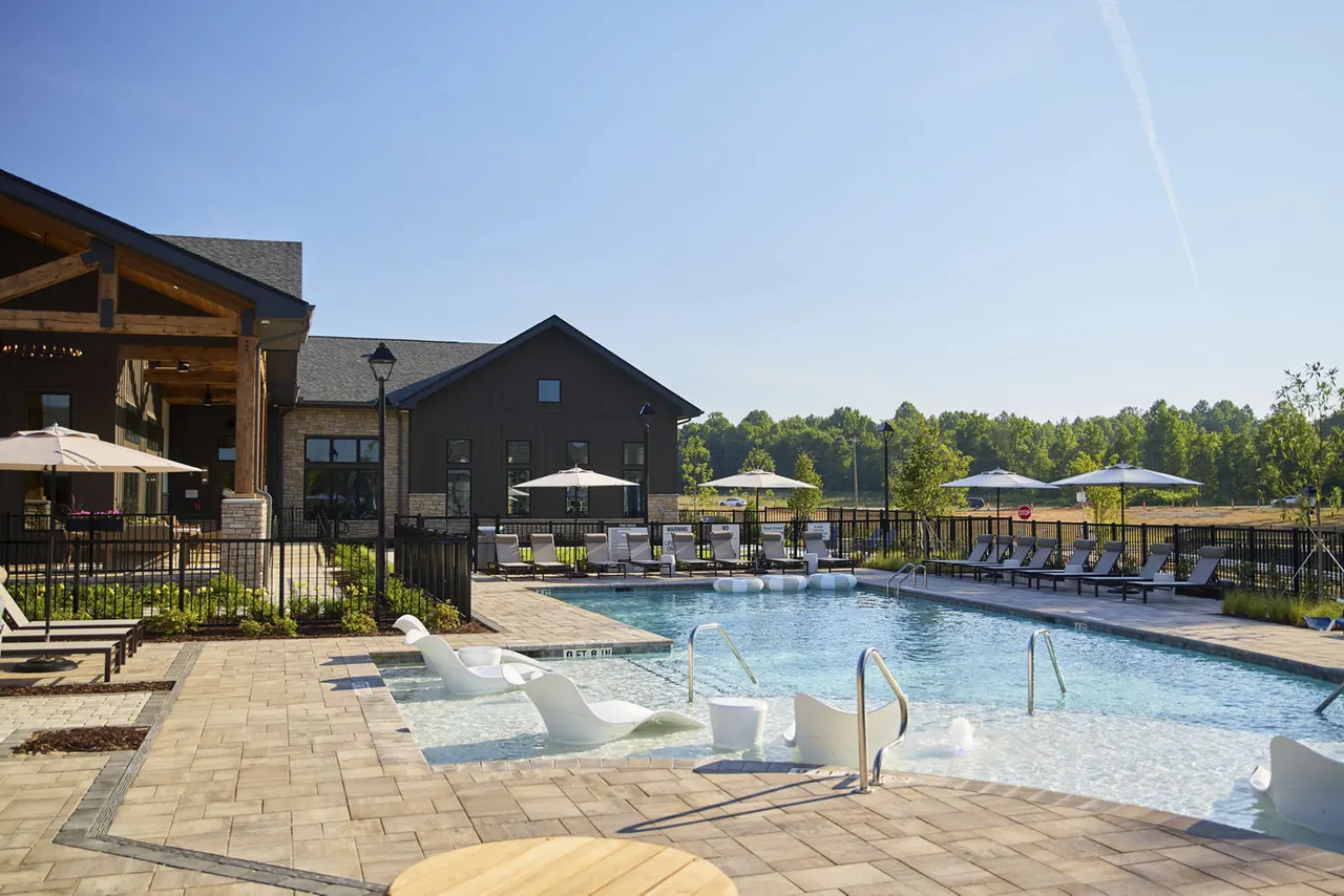 Solis North Creek Apartments