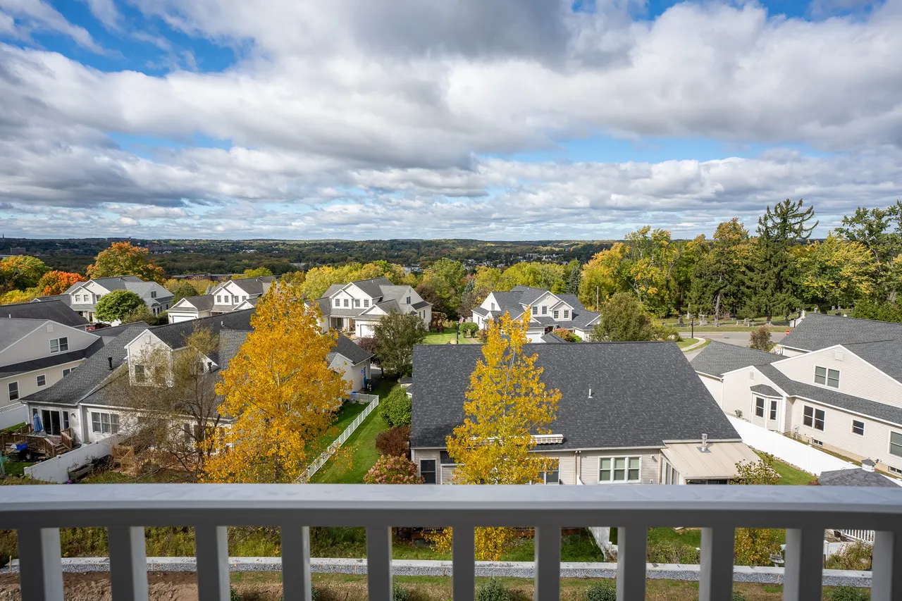 Riverstone Apartments