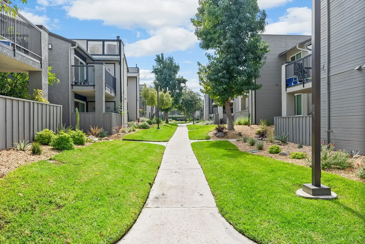 The James Apartment Homes