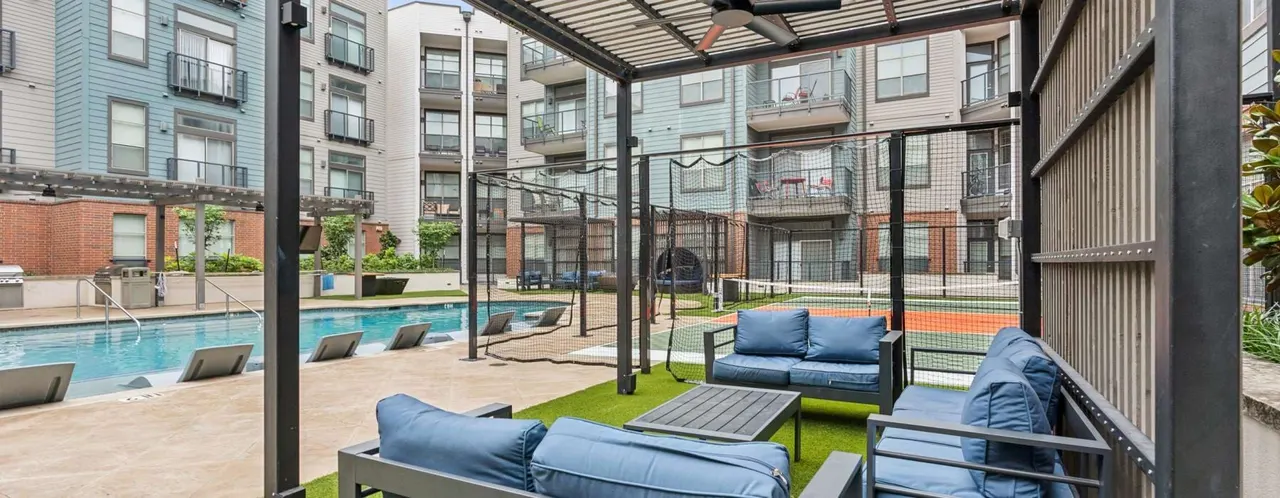 Broadstone Ambrose Apartments
