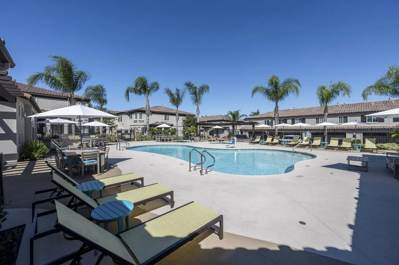 Townhomes at Lost Canyon Apartments