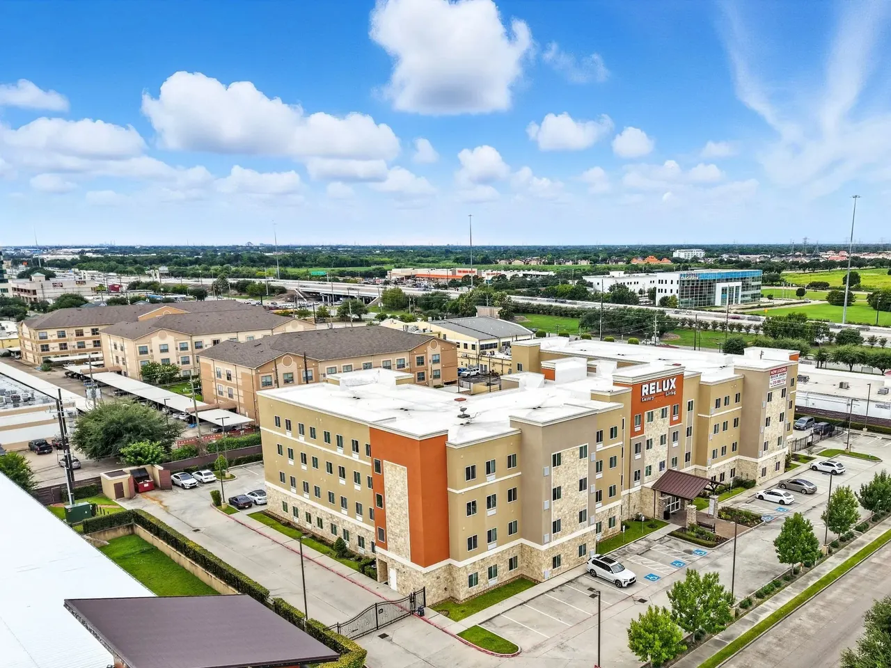 Relux at Westchase
