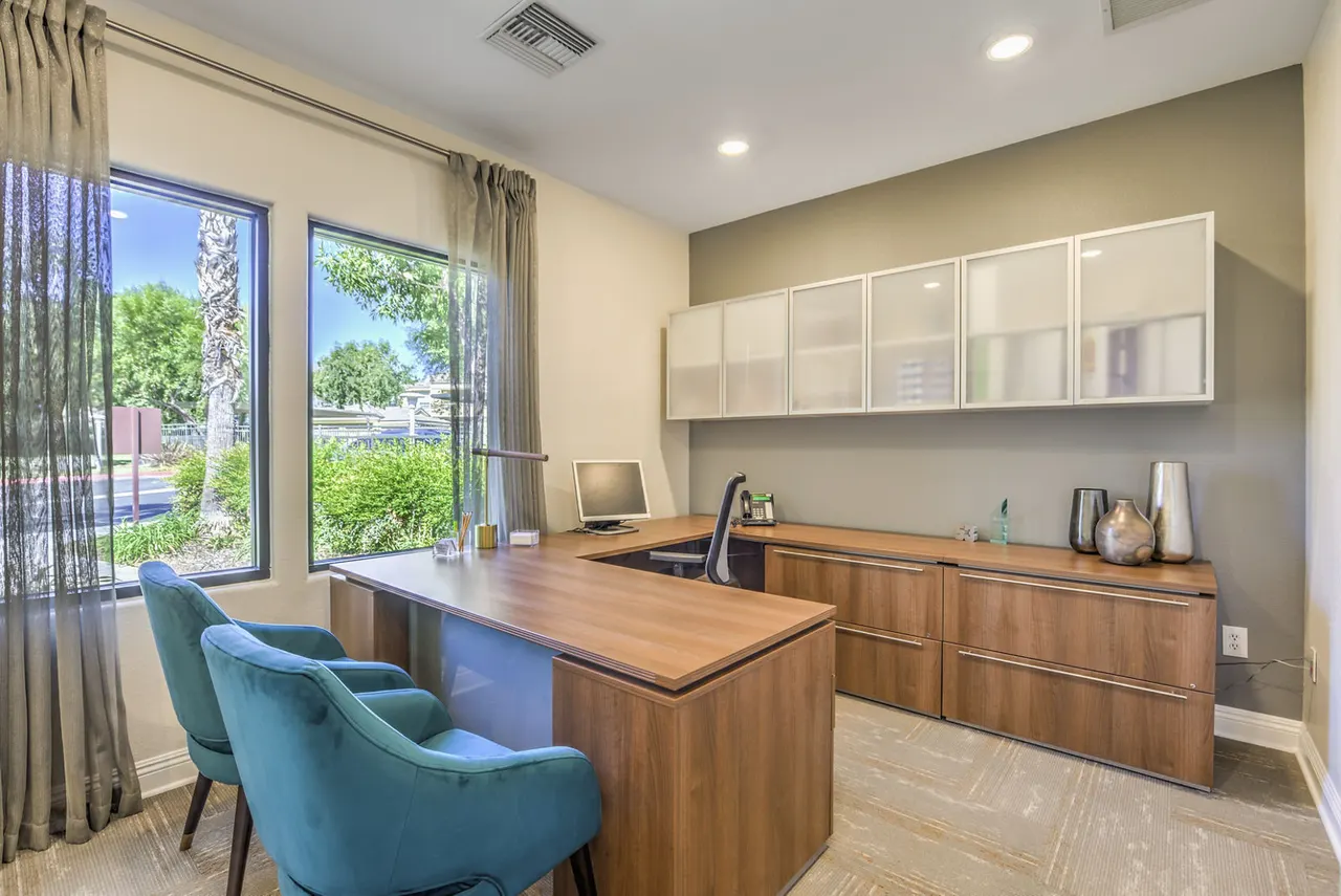 Stone Canyon Apartments