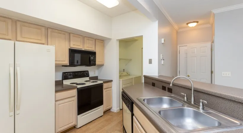 Steeplechase Apartments