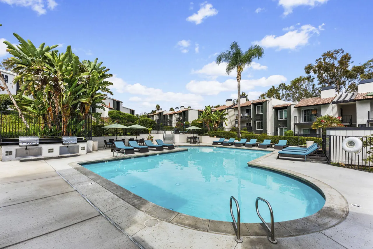 El Norte Villas Apartments